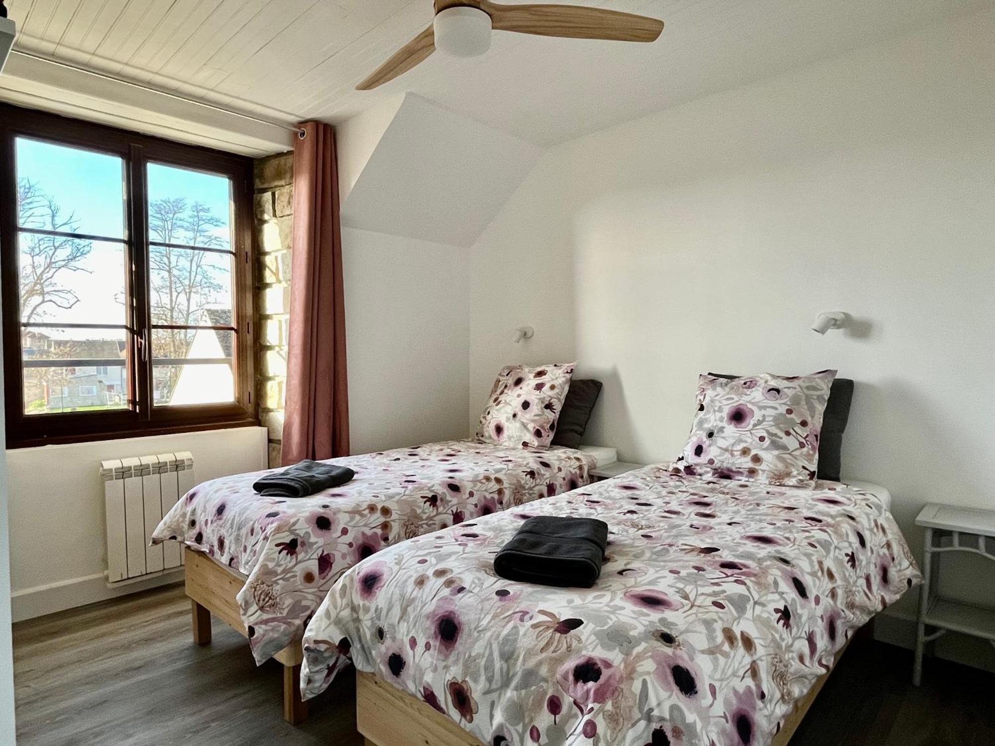 Appartement En Plein Centre Ville Milly-la-Foret Buitenkant foto